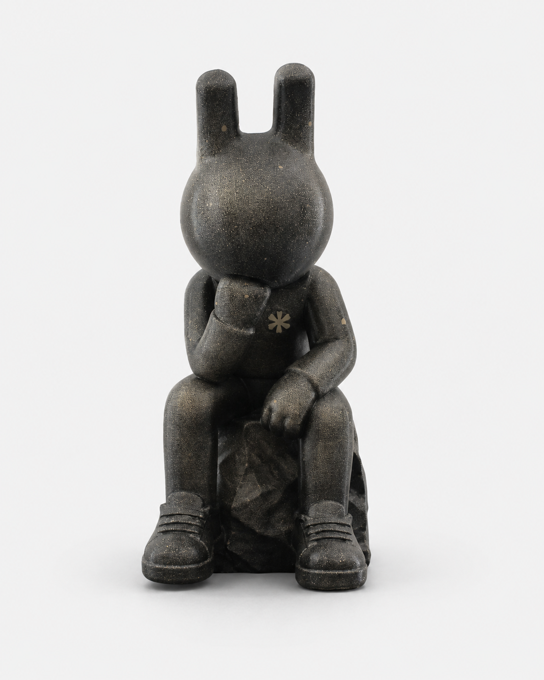 GIN* Object 005 – Thinker, art toy di design